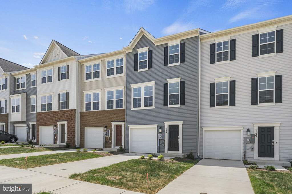 145 Winterplace Drive, Charles Town, WV 25414 MLS WVJF2011868 RLAH