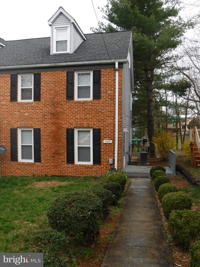 940 Fillmore, Harpers Ferry, WV 25425 MLS WVJF2012468 RLAH properties