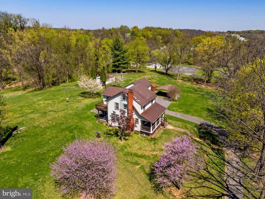 198 Henkle Moore Road, Harpers Ferry, WV 25425 | MLS# WVJF2023236 ...