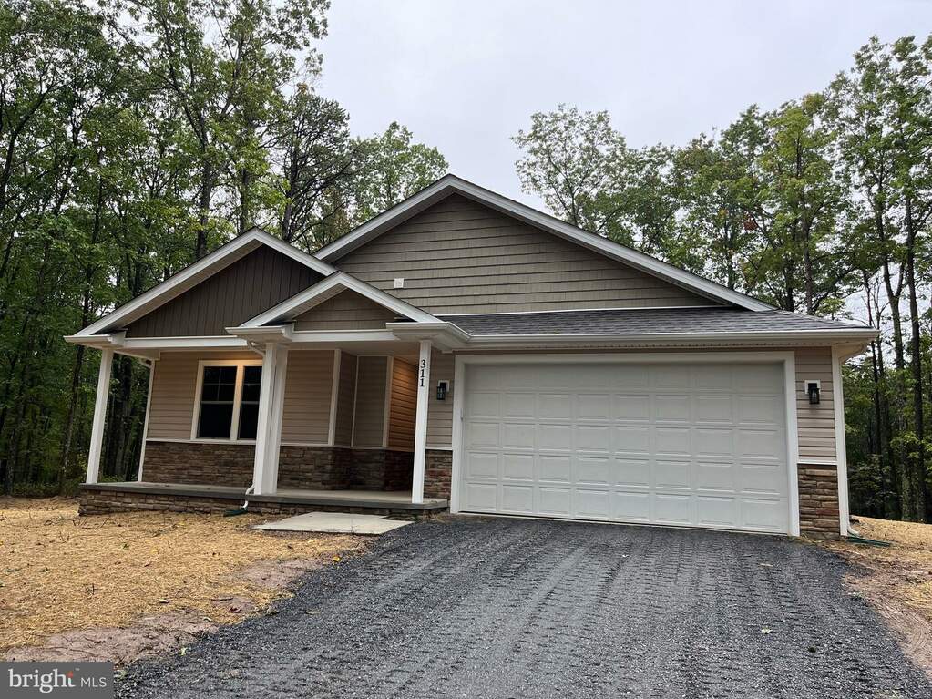 333 Twin Lakes Drive, Berkeley Springs, WV 25411 MLS WVMO2003930 RLAH properties