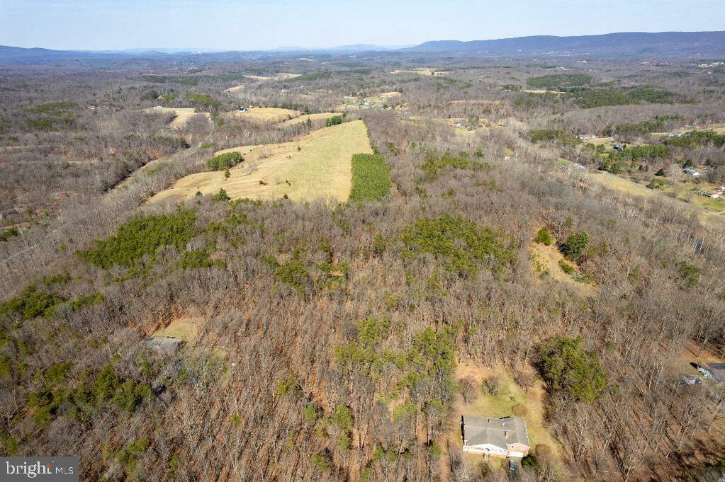 Holly Hill Lane, Berkeley Springs, WV 25411 MLS WVMO2004320 RLAH