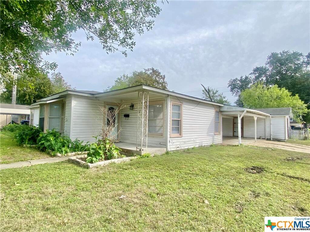 1801 E Polk Avenue, Victoria, TX 77901 MLS 527625 properties Dallas