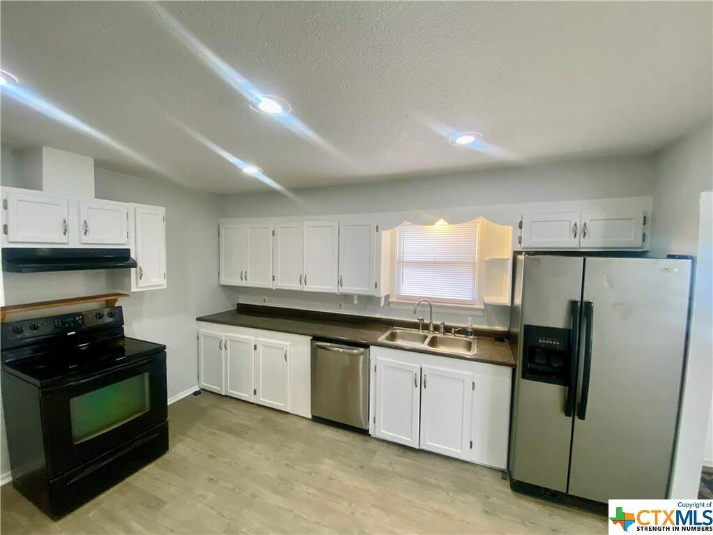 1801 E Polk Avenue, Victoria, TX 77901 MLS 527625 properties Dallas