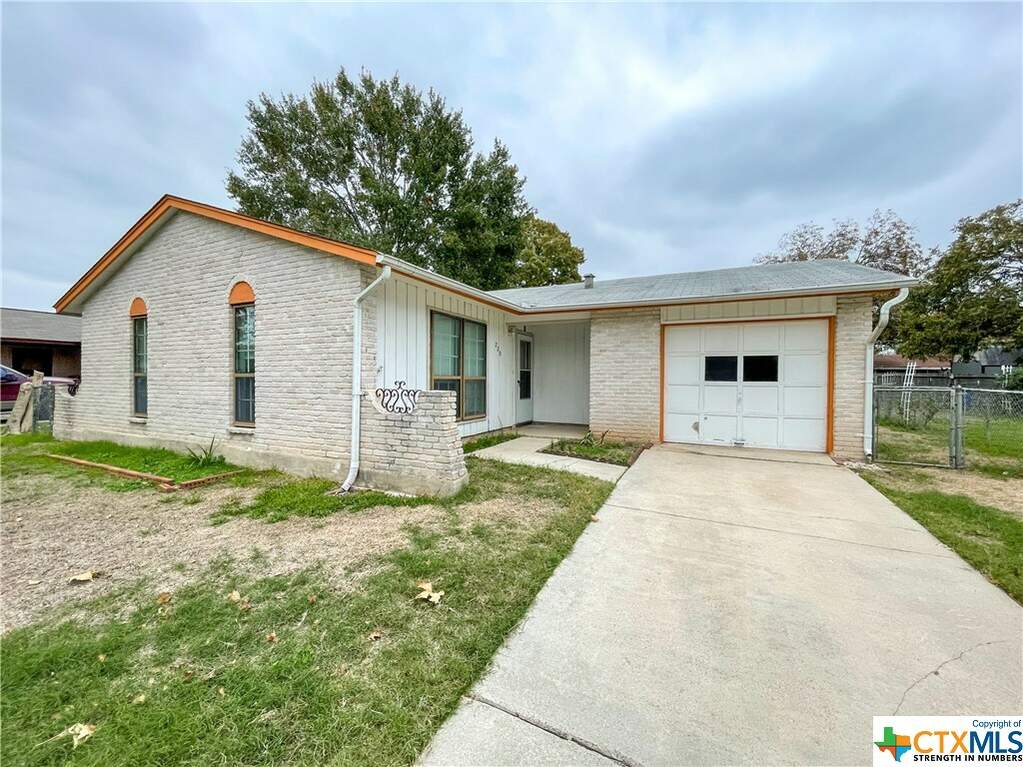 220 Beverly Drive, Schertz, TX 78154 MLS 527886 properties Dallas