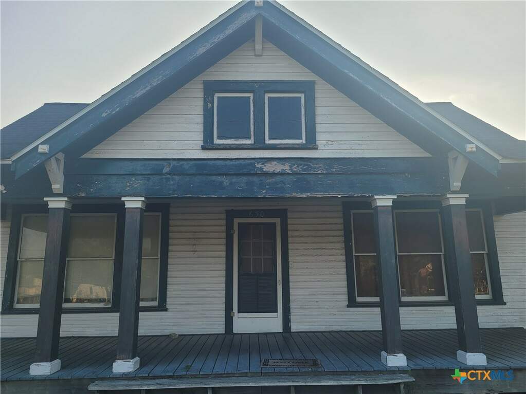630 N Jefferson Street, Goliad, TX 77963 MLS 549031 properties