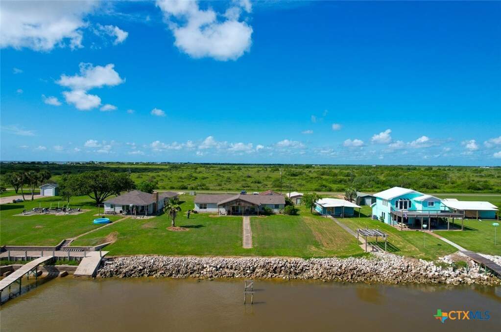 927 N Cr 307 Road, Port Alto, TX 77979, Port Alto