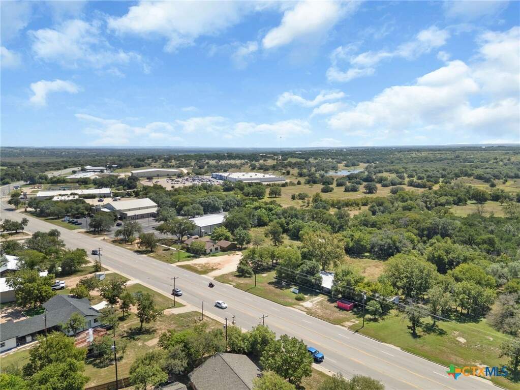 1404 Central Texas Expressway, Lampasas, TX 76550 - View 3