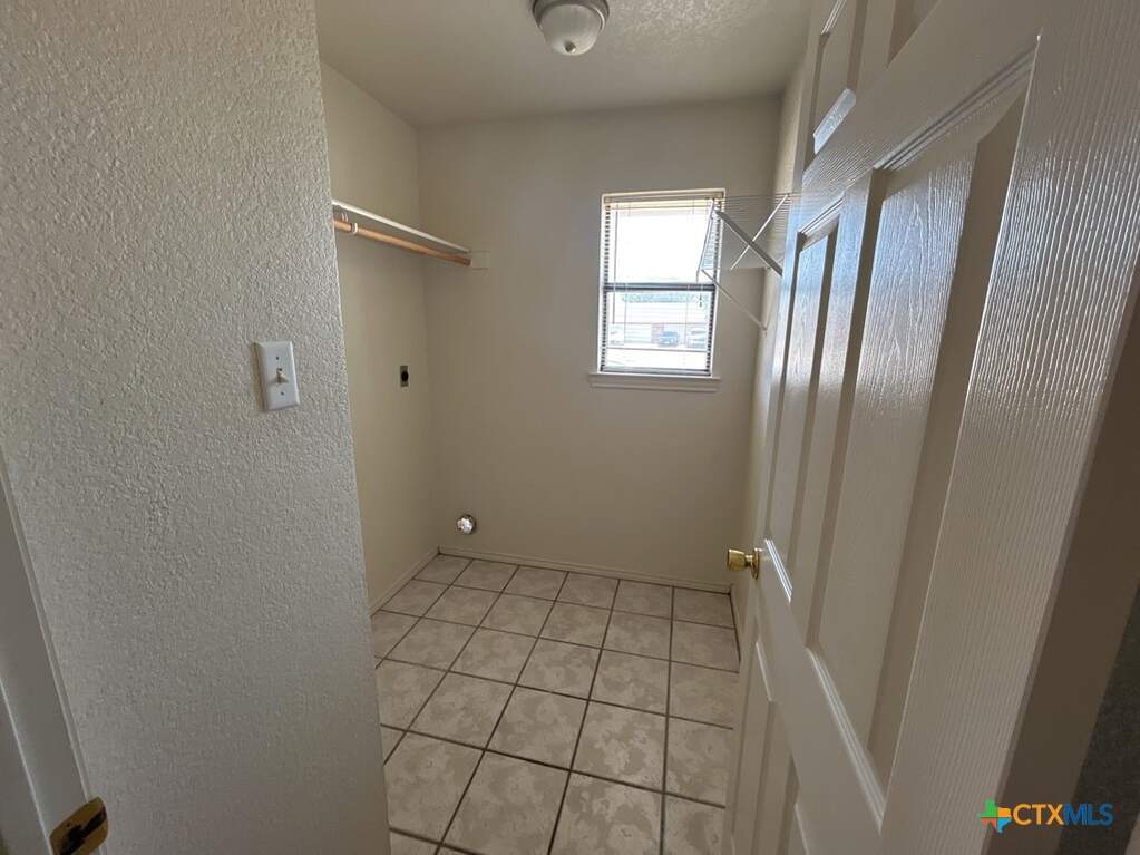 913 Mcdaniel Circle, Killeen, TX 76543 - More