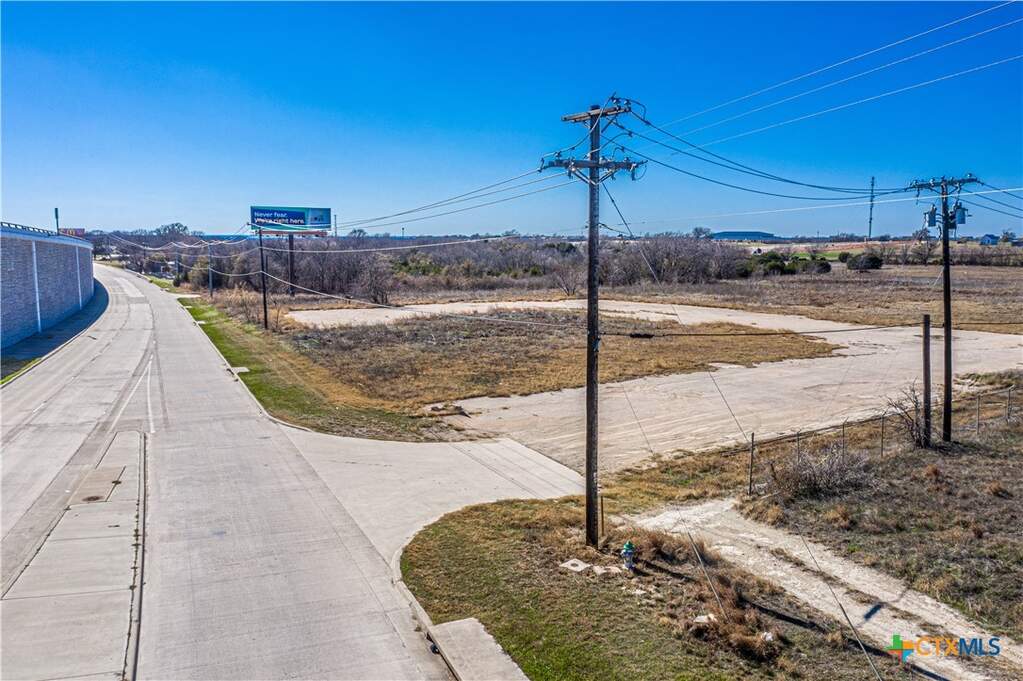 2100 N General Bruce Drive, Temple, TX 76504 - View 4