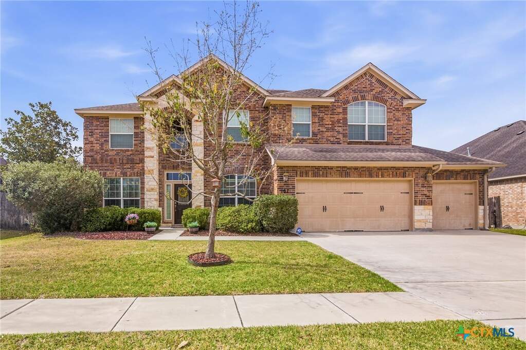 107 Brushy Creek, Victoria, TX 77904 - View 2