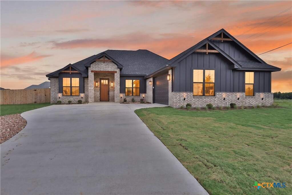 7817 Flat Rock Street, Moody, TX 76557