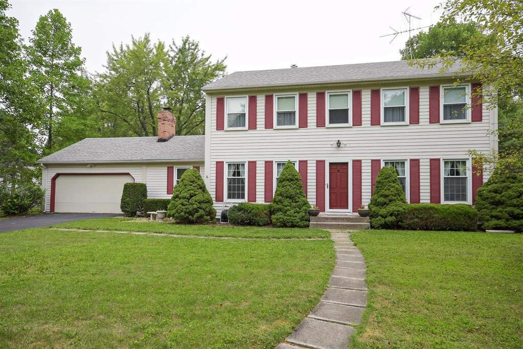 102 Fordwick Lane, Valparaiso, IN 46383 MLS 398552 properties NW Indiana