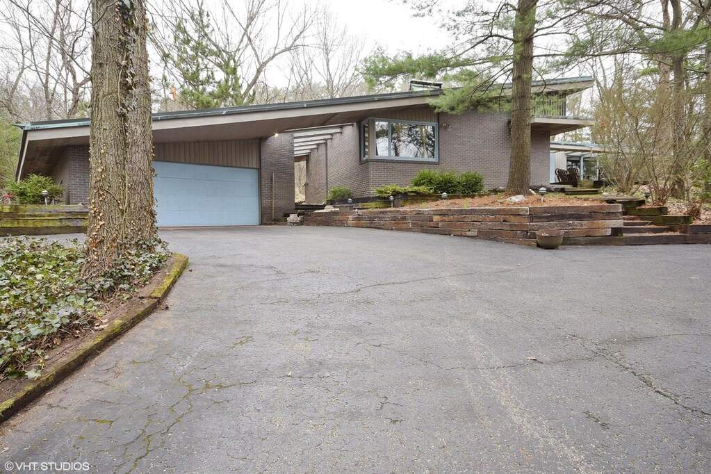 9 Pine Lane, Dune Acres, IN 46304 MLS 410886 properties NW Indiana