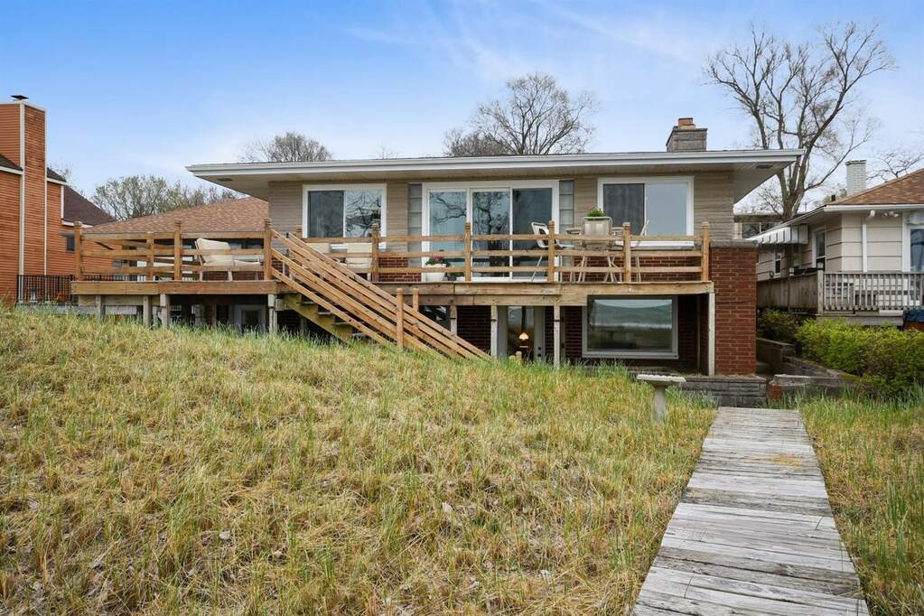 8311 Lake Shore Drive, Gary, IN 46403 MLS 411511 properties NW Indiana