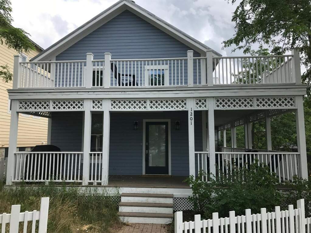 1201 Lake Shore Drive, Michigan City, IN 46360 MLS 431920