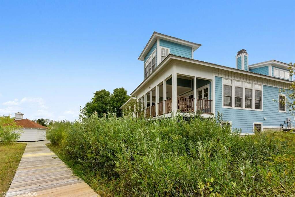 326 Beachwalk Lane, Michigan City, IN 46360 MLS 464881 properties