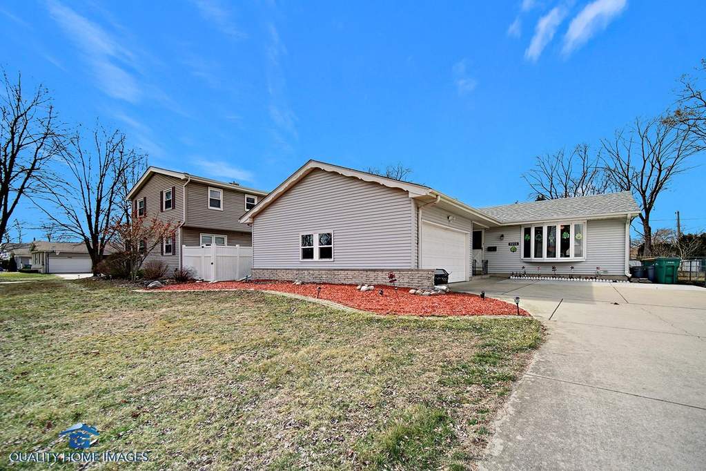 9216 Foliage Lane, Munster, IN 46321 MLS 471052 properties NW Indiana