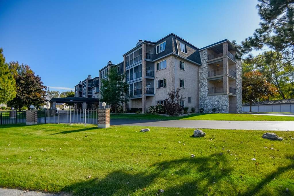 8220 Harrison Avenue 308, Munster, IN 46321 MLS 482977