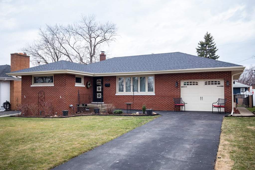 6936 Bertram Avenue, Hammond, IN 46324 MLS 489256 properties NW