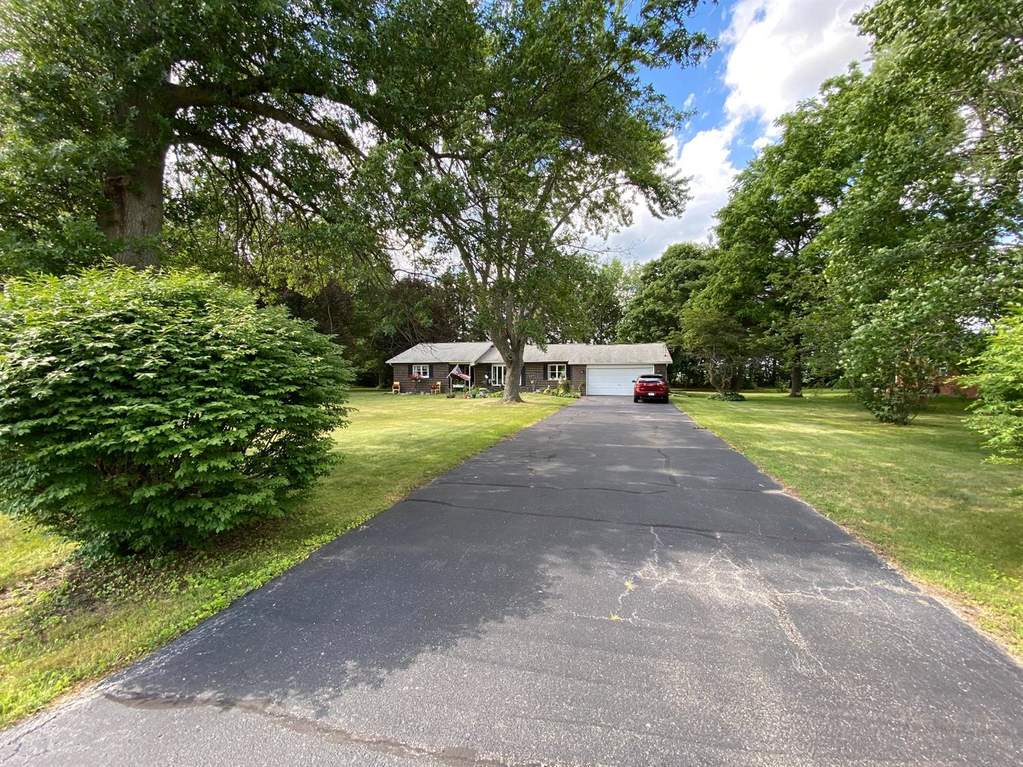 189 E 700 S, Kouts, IN 46347 MLS 495428 properties NW Indiana