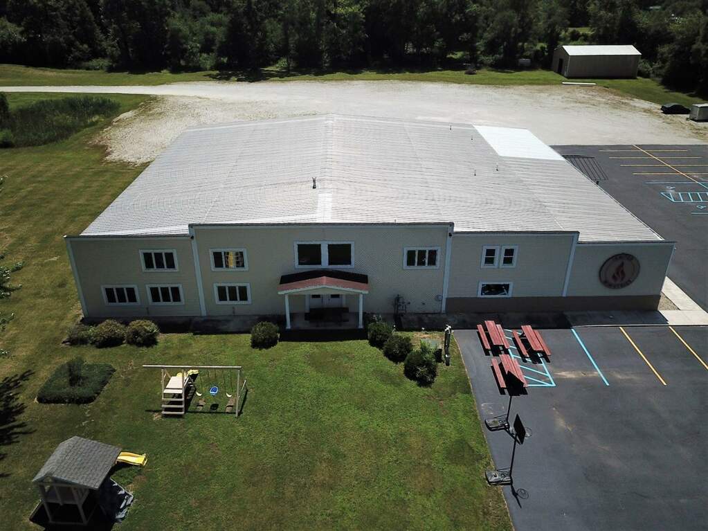 11894 N 570 W, Demotte, IN 46310 MLS 510251 properties NW Indiana