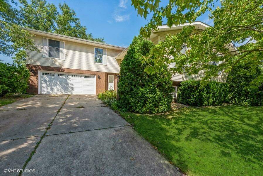 58 Worchester Drive, Valparaiso, IN 46383 MLS 520197 properties