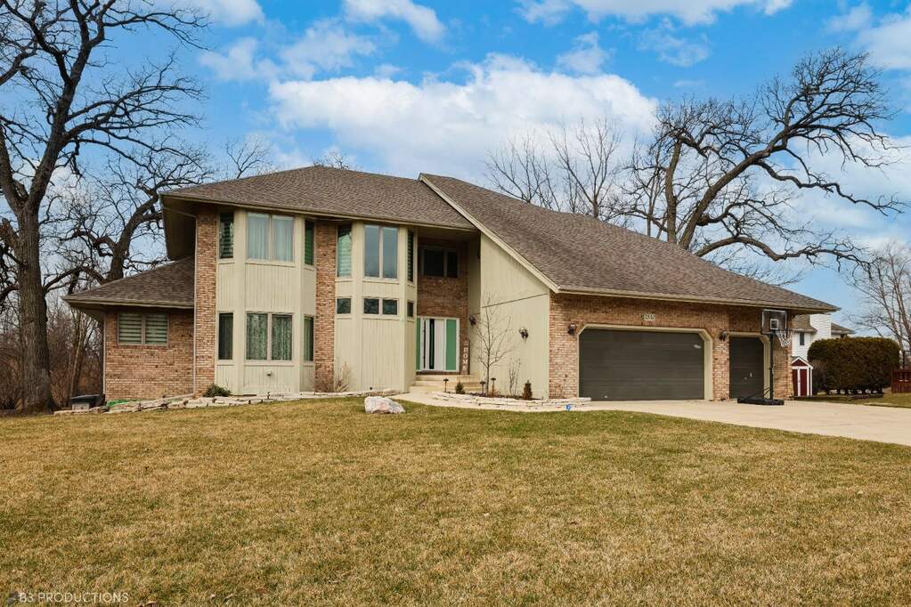 7340 Forest Ridge Drive, Schererville, IN 46375 MLS 530281