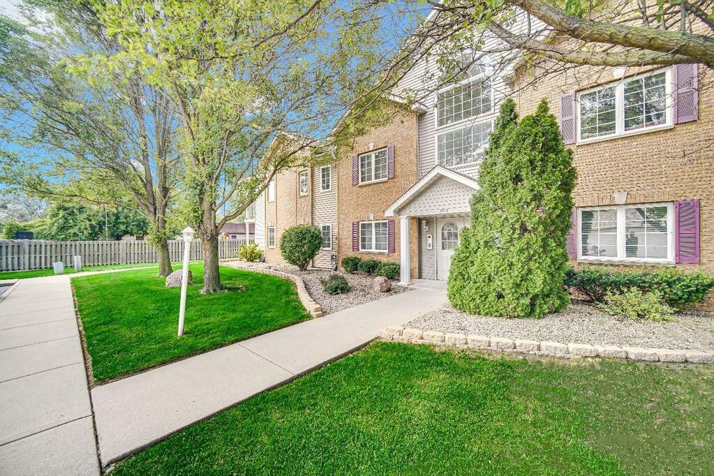 2515 Longwood Drive 1B, Highland, IN 46322 MLS 537964 properties