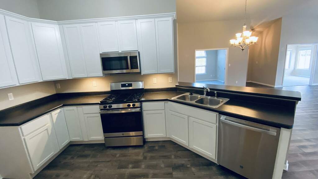 5206 E 109th Place 106D, Crown Point, IN 46307 MLS 800130