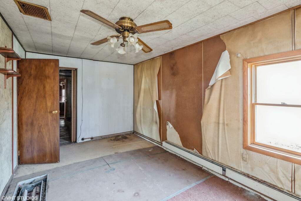 1511 N Longshore Drive, Walkerton, IN 46574 MLS 800384 properties