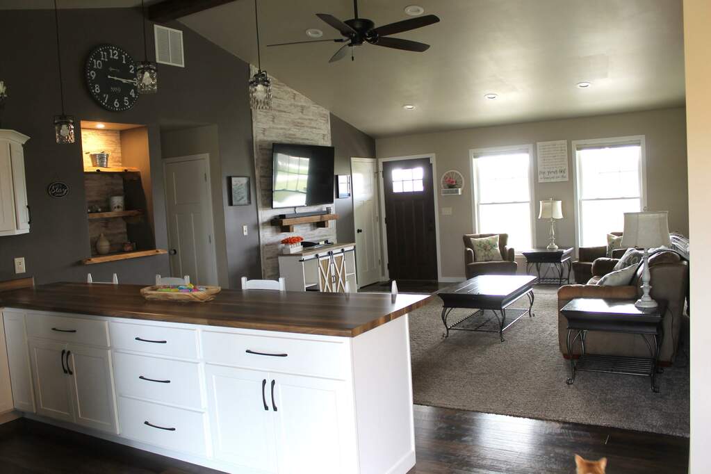 9975 N 100 W, Wheatfield, IN 46392 MLS 801273 properties NW Indiana