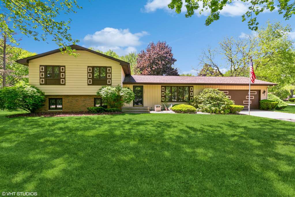 1709 Johnrue Avenue, Michigan City, IN 46360 MLS 803184