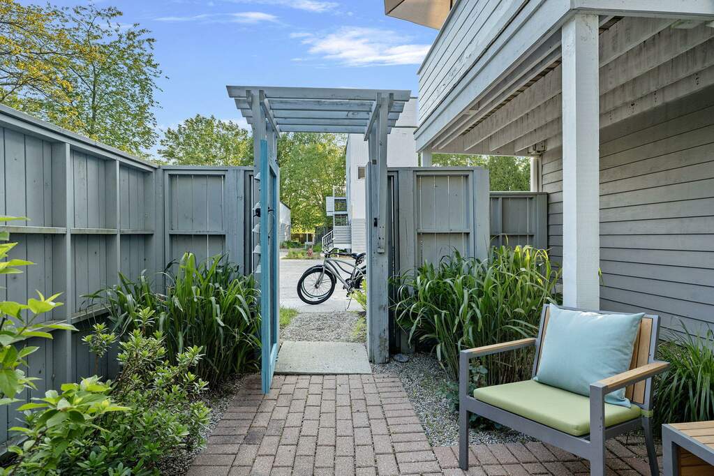 8 Tryon Farm Lane F8, Michigan City, IN 46360 MLS 803835