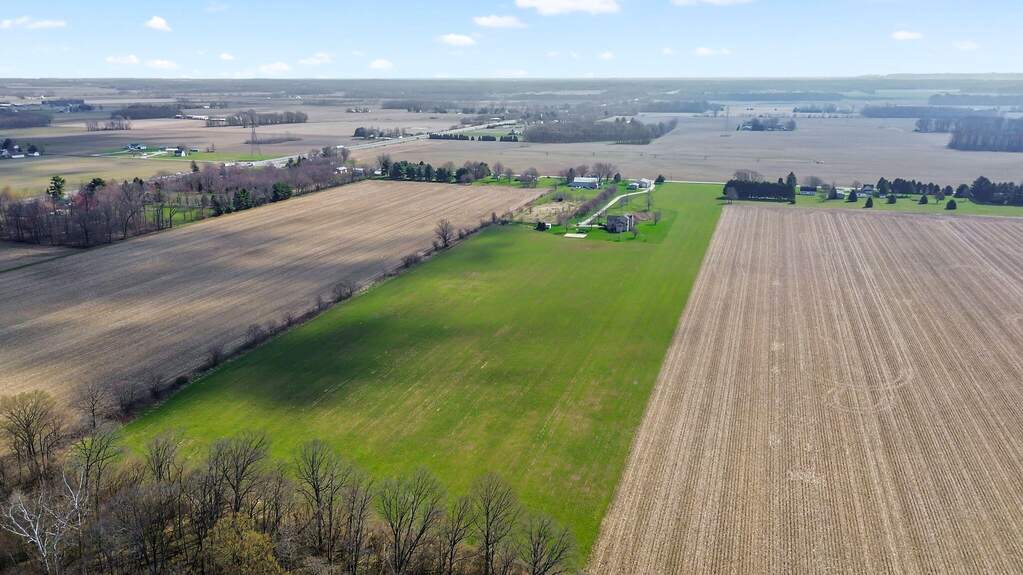 56803 Tulip Road, New Carlisle, IN 46552 - View 5