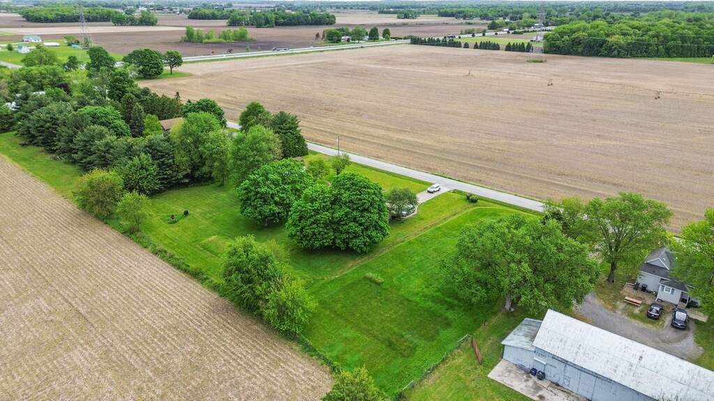 56729 Tulip Road, New Carlisle, IN 46552 - View 3