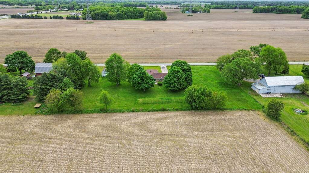56729 Tulip Road, New Carlisle, IN 46552 - View 4