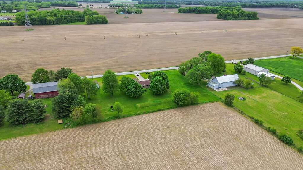 56729 Tulip Road, New Carlisle, IN 46552 - View 5