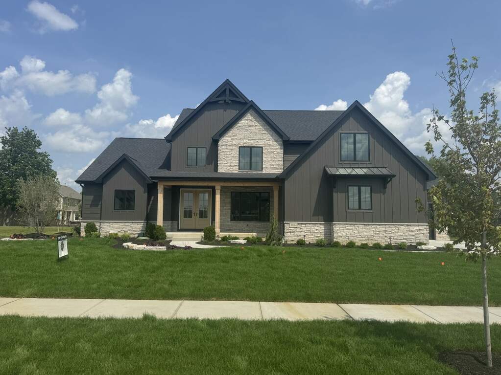 3104 Whispering Brook Lane