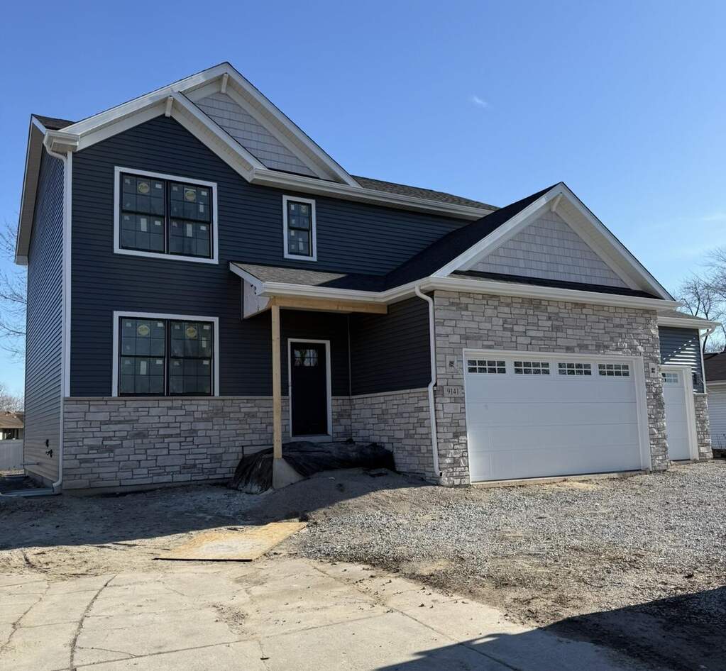 9141 Columbia Avenue