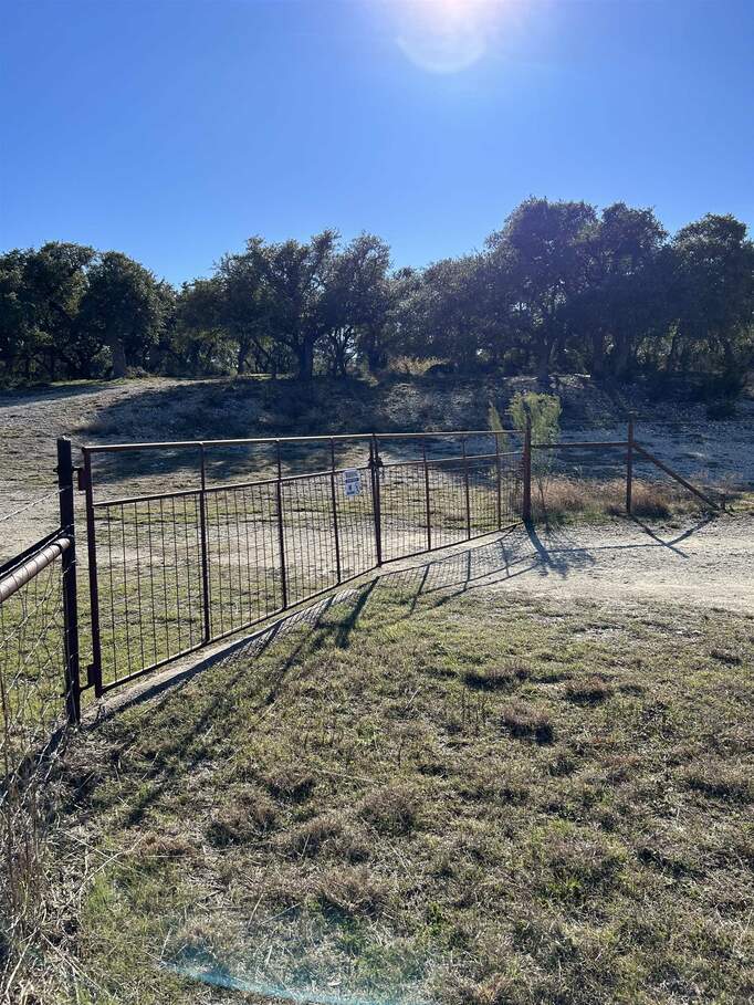 1610 Oaks Road, Bertram, TX 78605 MLS 167073 properties Dallas