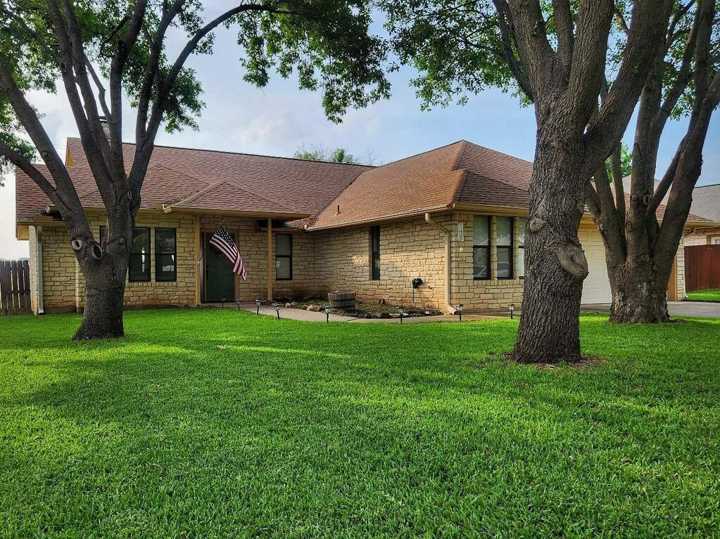 160 Turkey Run, Meadowlakes, TX 78654 MLS 168918 properties