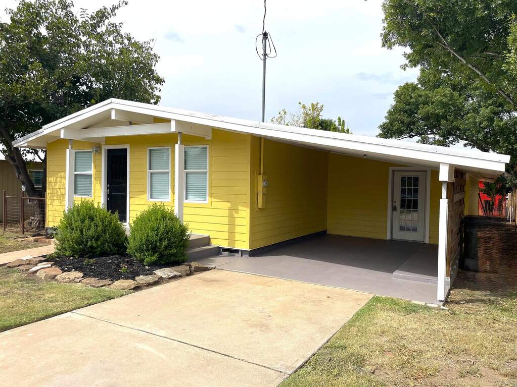 1007 E Wallace, Llano, TX 78643 - View 3