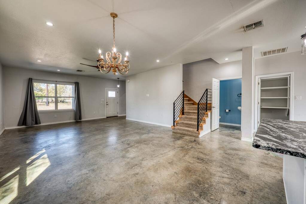 4308 Twin Oaks Drive, Cottonwood Shores, TX 78657 - More