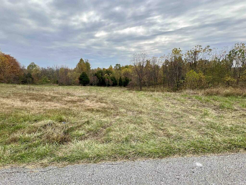 E/s Rush Creek Rd & W/s Highla, Salem, IN 47167 MLS 202339367