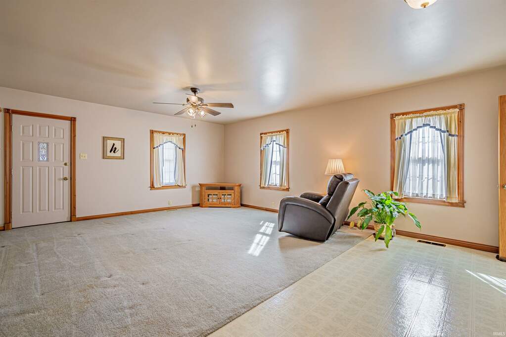 191 S Cale Street, Poseyville, IN 47633 MLS 202340666 properties Indy