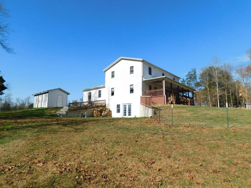 893 S Lockenour Lane, Salem, IN 47167 MLS 202341511 properties Indy