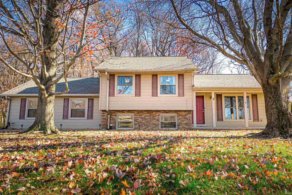 4890 Gingham Way, Mount Vernon, IN 47620 MLS 202342940 properties