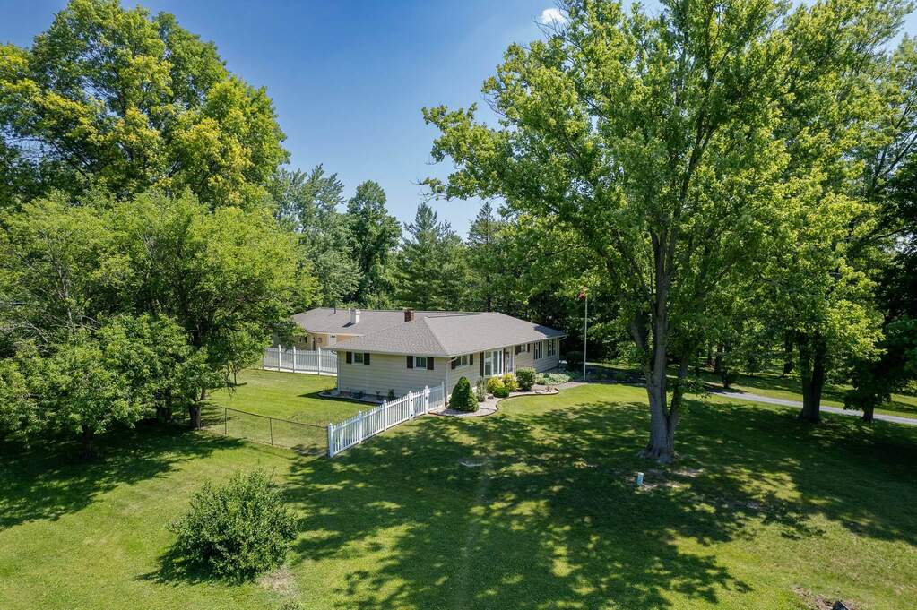 7120 Melody Lane, Fort Wayne, IN 46804 MLS 202342978 properties Indy