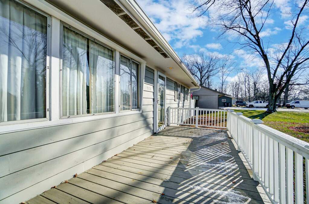 1727 N Glendale Drive, Fort Wayne, IN 46804 MLS 202343396