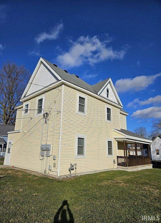 806 N Gentry Street, Frankfort, IN 46041 MLS 202343498 properties